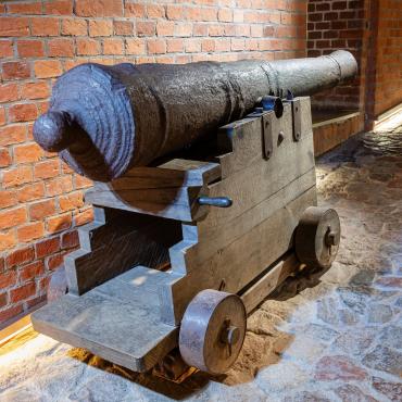 Ankstyva žinutė apie kuriamą jūrų muziejų Klaipėdoje Kanados Mažosios Lietuvos lietuvių bičiulių draugijos laikraštyje „Lietuvos pajūris“, 1971 m. Nr. 2-3.